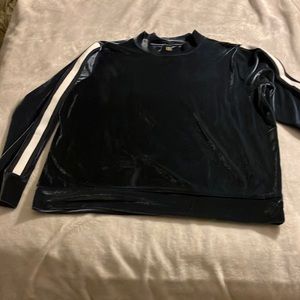 Size xl comfy soft sporty sweater